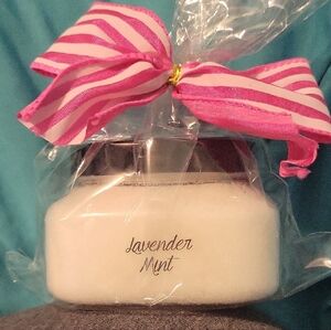Lavender Mint Bath Salt with Pink Ribbon